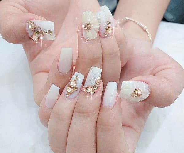 26 Mẫu nail màu trắng đẹp và đơn giản nhất Phong cách