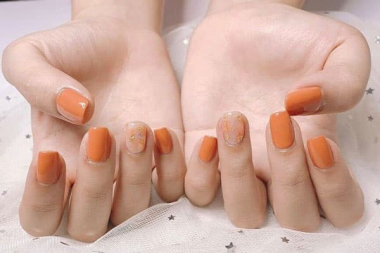 4 Mẫu nail màu cam đất nổi bật rực rỡ khiến không ít chị em điêu...